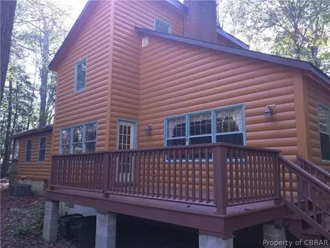 10016 Catfish Ln, Gloucester, VA 23061 photo 1