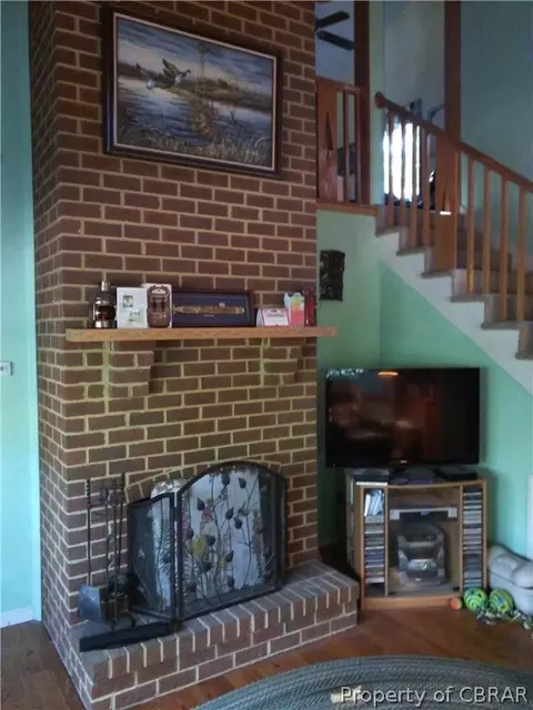 10016 Catfish Ln, Gloucester, VA 23061 photo 5
