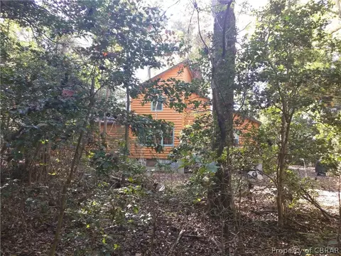 10016 Catfish Ln, Gloucester, VA 23061 photo 11
