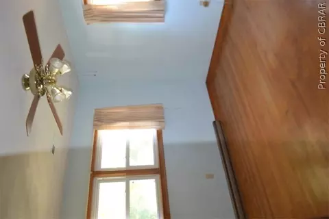 8 Sherry Dell Dr, Hampton, VA 23666 photo 11