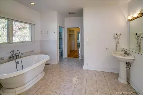90 Orchard Point Dr, Weems, VA 22576 photo 21