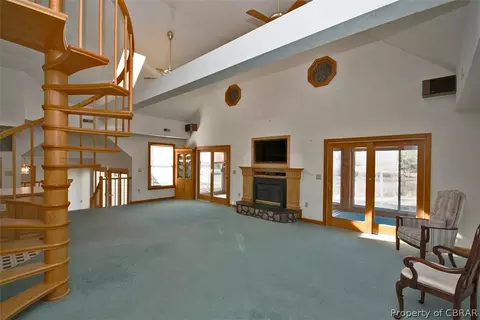 6990 Pole Bridge Ln, Gloucester, VA 23061 photo 10