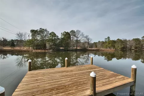 6990 Pole Bridge Ln, Gloucester, VA 23061 photo 3