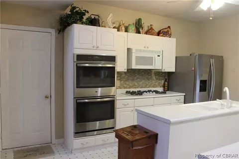 8529 Davenport Rd, Gloucester, VA 23061 photo 7