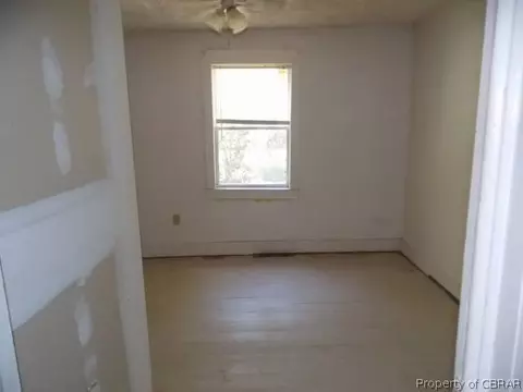 6219 Ware Neck Rd, Gloucester, VA 23061 photo 4