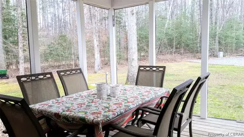 6070 Beaver Spring Rd, Gloucester, VA 23061 photo 15