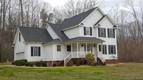 6070 Beaver Spring Rd, Gloucester, VA 23061 photo 1