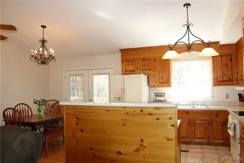 7981 Tranquil Dr, Gloucester, VA 23061 photo 2