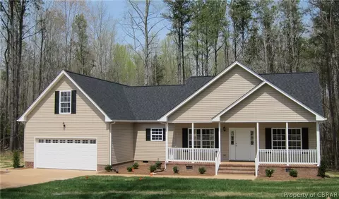8650 Thomas Jefferson Way, Gloucester, VA 23061 photo 1
