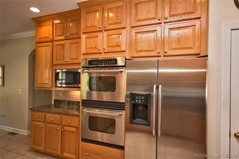 9496 Chapman Forest Ln, Gloucester, VA 23061 photo 15