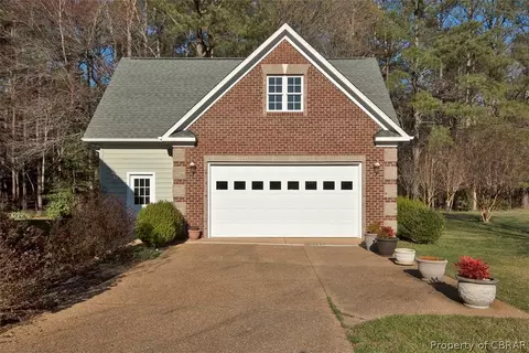 9496 Chapman Forest Ln, Gloucester, VA 23061 photo 35