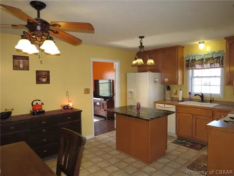 117 Edwards Ct, Dutton, VA 23050 photo 12