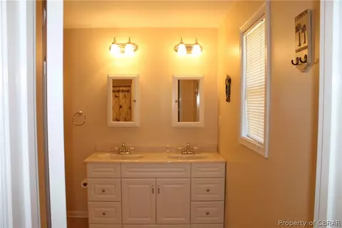 311 Plainview Rd, Topping, VA 23169 photo 15