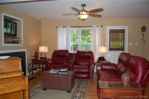 8376 Adams Ct, Gloucester, VA 23061 photo 24