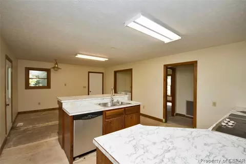 6475 Allmondsville Rd, Gloucester, VA 23061 photo 12