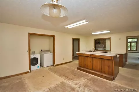6475 Allmondsville Rd, Gloucester, VA 23061 photo 10