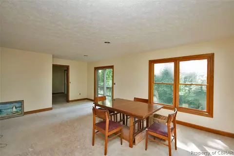 6475 Allmondsville Rd, Gloucester, VA 23061 photo 17