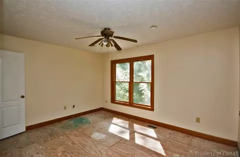 6475 Allmondsville Rd, Gloucester, VA 23061 photo 14