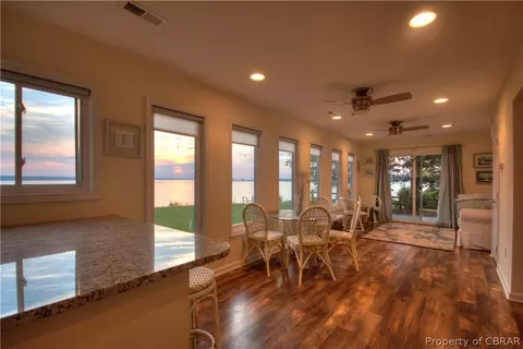 6819 Riverview Park Cir, Gloucester, VA 23061 photo 9