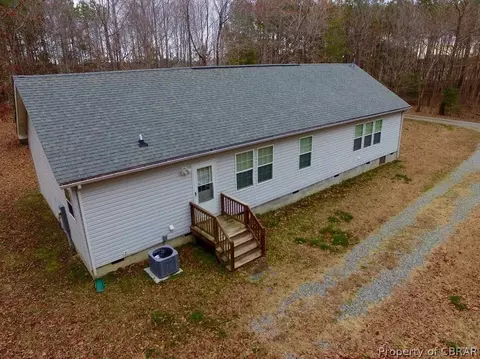 8798 General Puller Hwy, Hartfield, VA 23071 photo 3