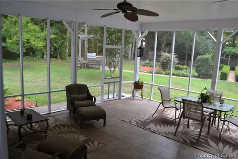 8088 Guinea Rd, Hayes, VA 23072 photo 18