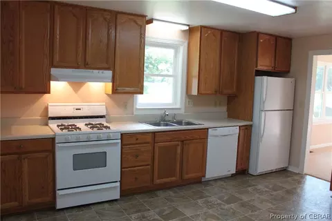 7121 Rosehill Rd, Gloucester, VA 23061 photo 6