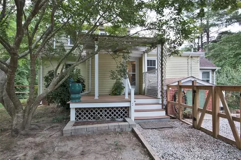 5238 Chestnut Fork Rd, Gloucester, VA 23061 photo 5