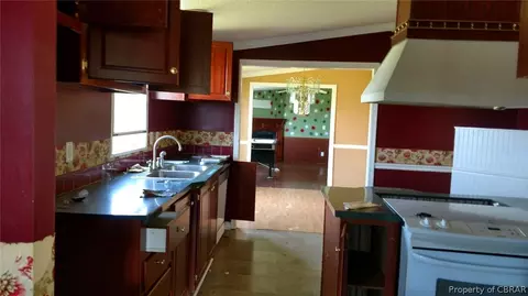 1226 Rosetucker, Kinsale, VA 22488 photo 4