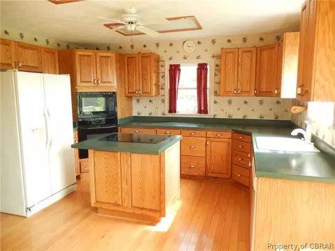 9802 Anchorage Ln, Gloucester, VA 23061 photo 11