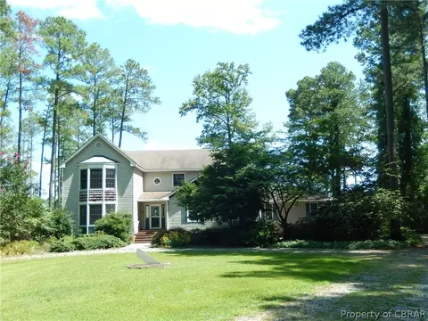 9802 Anchorage Ln, Gloucester, VA 23061 photo 1