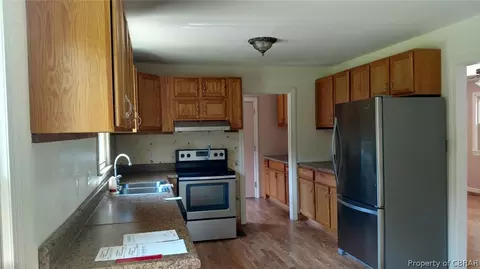 3318 Pine Grove Rd, Gloucester, VA 23061 photo 3
