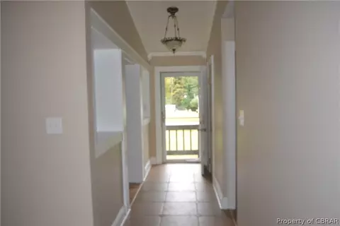 7017 Fox Mill Run Dr, Gloucester, VA 23061 photo 9