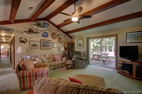 5767 Ware Neck Rd, Gloucester, VA 23061 photo 12