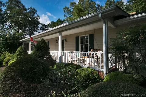 5767 Ware Neck Rd, Gloucester, VA 23061 photo 6