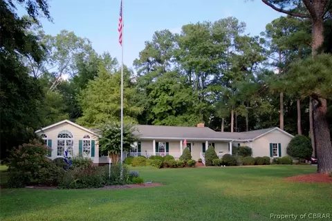 5767 Ware Neck Rd, Gloucester, VA 23061 photo 1