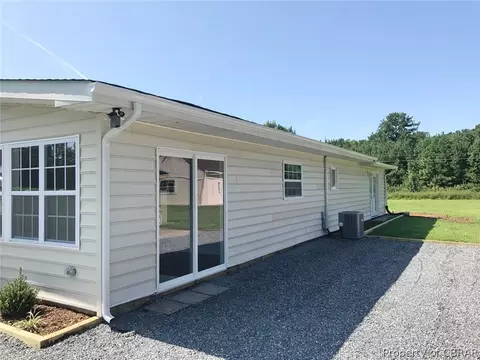 2181 Greys Point Rd, Topping, VA 23169 photo 3