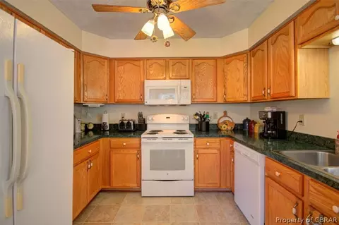 7510 Founders Mill Way, Gloucester, VA 23061 photo 11