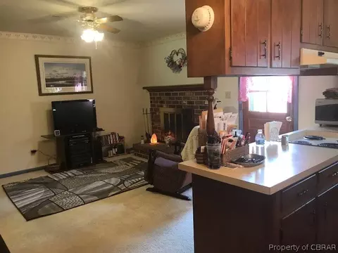 3236 Pine Grove Rd, Gloucester, VA 23061 photo 5