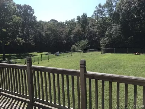 3236 Pine Grove Rd, Gloucester, VA 23061 photo 2
