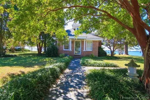 221 Bluffield Ln, Lancaster, VA 22503 photo 7