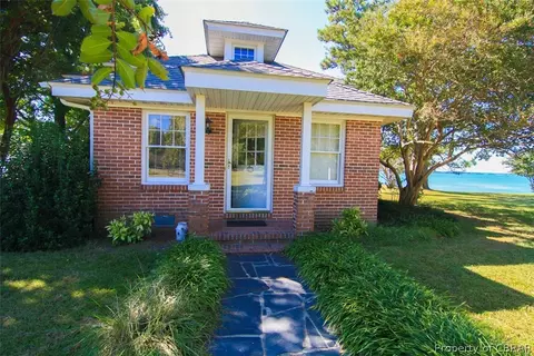 221 Bluffield Ln, Lancaster, VA 22503 photo 8