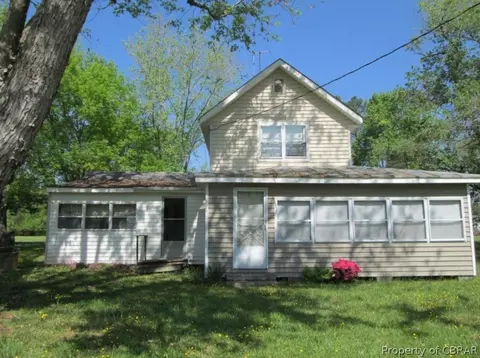 70 Carters Cove Dr, Weems, VA 22576 photo 1