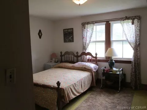 70 Carters Cove Dr, Weems, VA 22576 photo 8