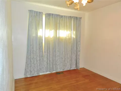 3318 W Weaver Rd, Hampton, VA 23666 photo 6