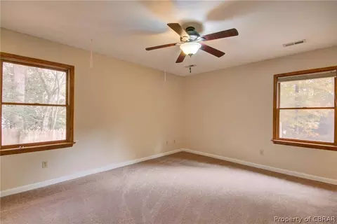 9615 Spring Branch Dr, North, VA 23128 photo 15