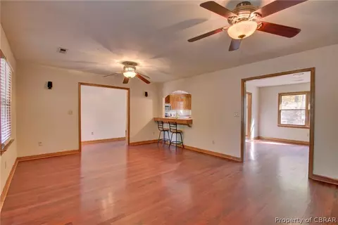 9615 Spring Branch Dr, North, VA 23128 photo 7