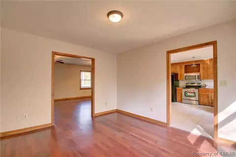 9615 Spring Branch Dr, North, VA 23128 photo 9