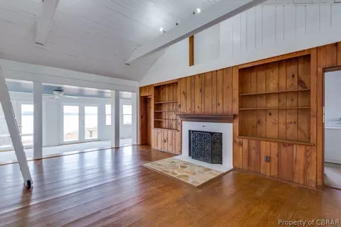 1384 Mercer Rd, Gloucester Point, VA 23062 photo 8
