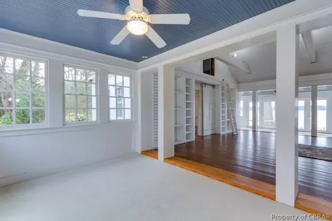 1384 Mercer Rd, Gloucester Point, VA 23062 photo 5