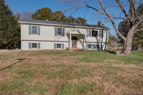5535 Carys Brook Ln, Gloucester, VA 23061 photo 1